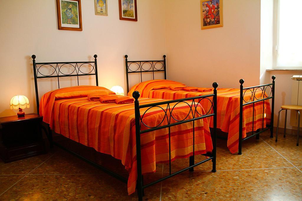 Cisanello Guesthouse Pisa Bagian luar foto