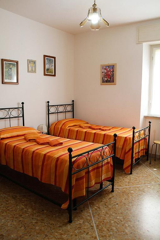 Cisanello Guesthouse Pisa Bagian luar foto